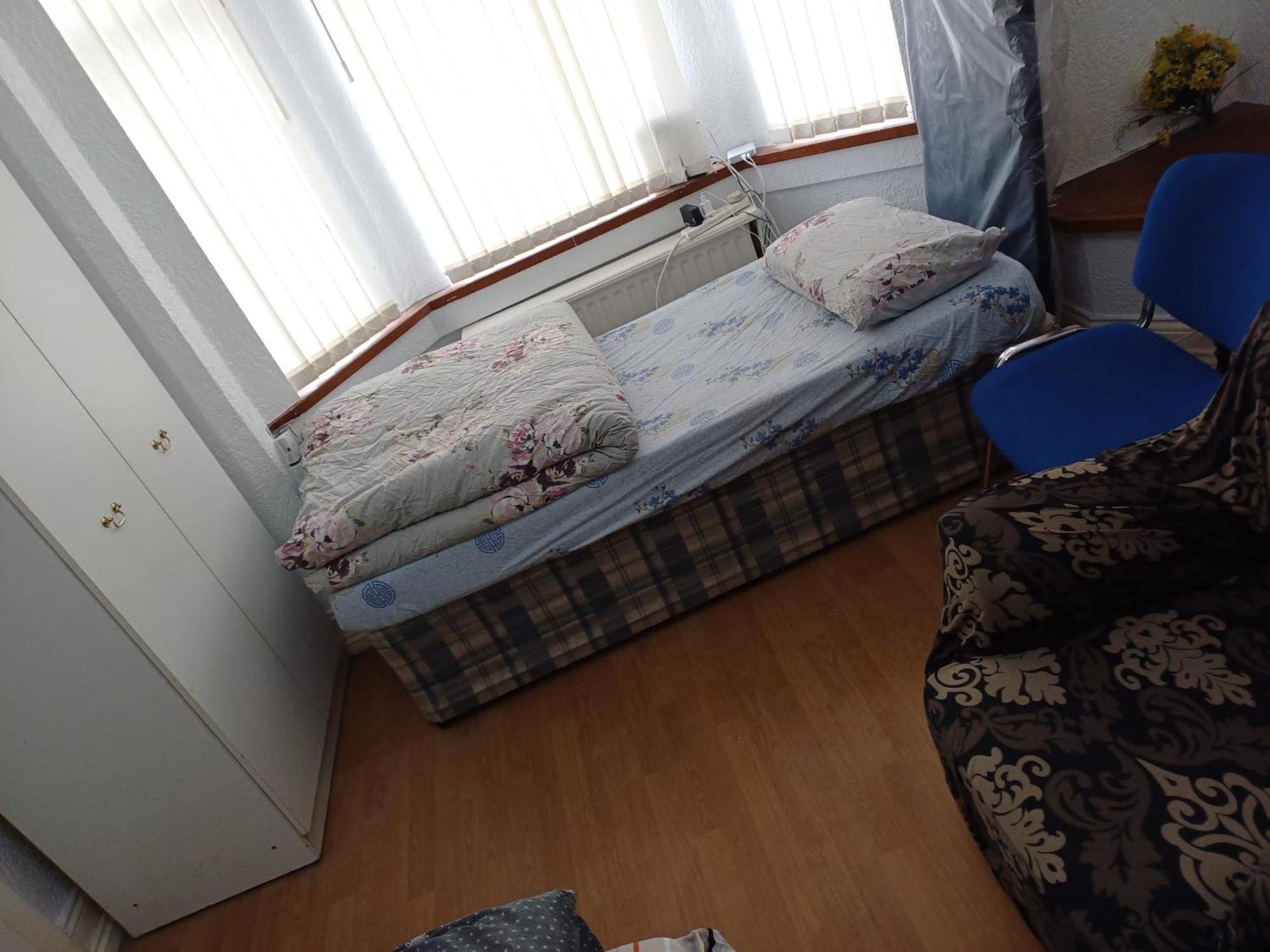 Budgeted Near Coventry Building Society Homestay Exhall
