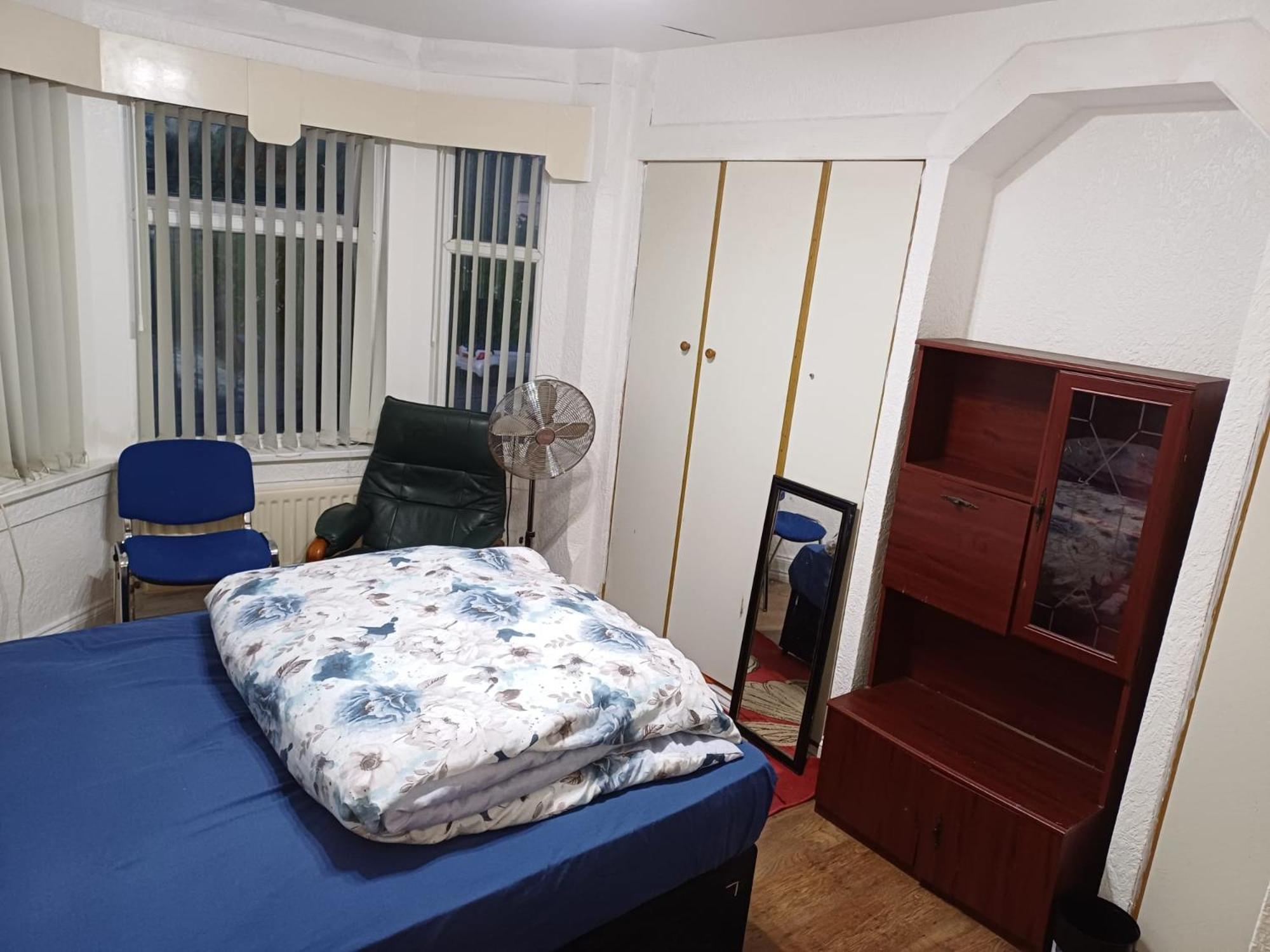 Budgeted Near Coventry Building Society * Exhall